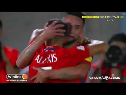 تشيلي تهزم الأورغواي بثلاثية في تصفيات المونديال