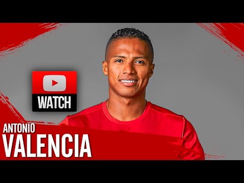 فالنسيا لاعب تشرين الثاني  فى مانشستر يونايتد