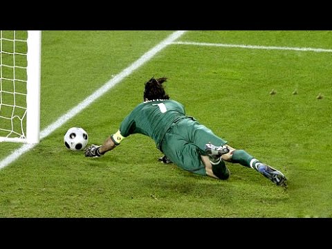 شاهد أفضل 25 حارس مرمى في 2016