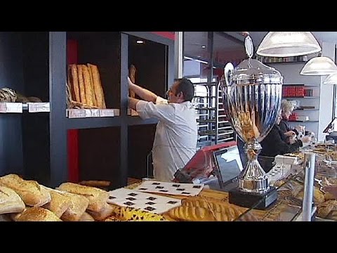 خُباز فرنسي يشعل الجدل السياسي