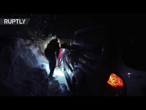 العثور على جثث 30 شخصًا قضوا داخل فندق جراء انهيار ثلجي