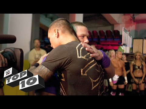 بالفيديو  أقوى 10 أحضان على حلبات المصارعة