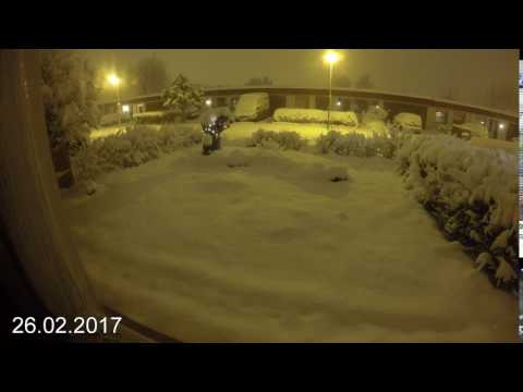 شاهد فوران الثلج فى أيسلندا