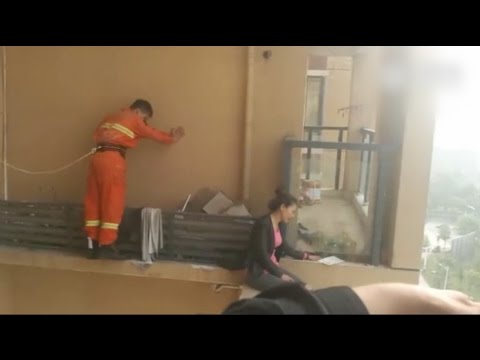 إنقاذ فتاة حاولت الانتحار في اللحظة المناسبة في الصين