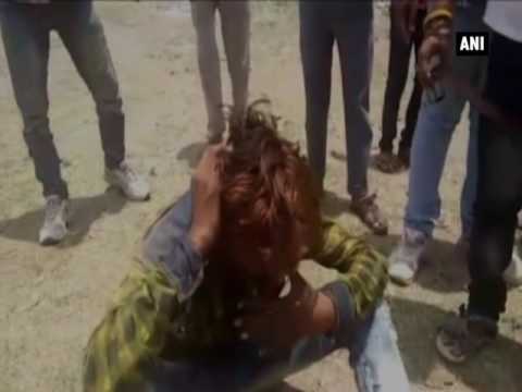 الاعتداء على هندي في الشارع