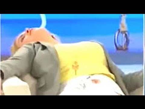 شاهد حالات وفاة مفاجئة مباشرة على الهواء