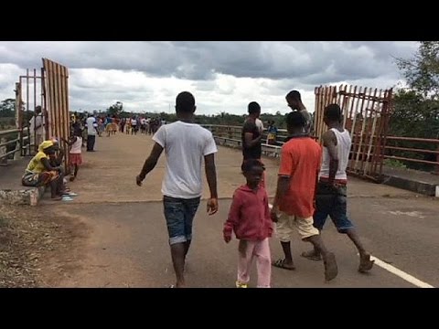 ليبيريا تفتح حدودها مع سيراليون