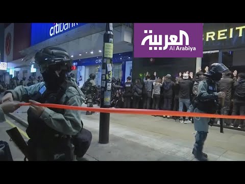 هونغ كونغ تستبدل الألعاب النارية لاستقبال العام الجديد بالغاز المسيل للدموع