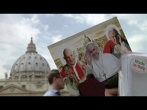 الفاتيكان تستعد لتقديس اثنين من الباباوات