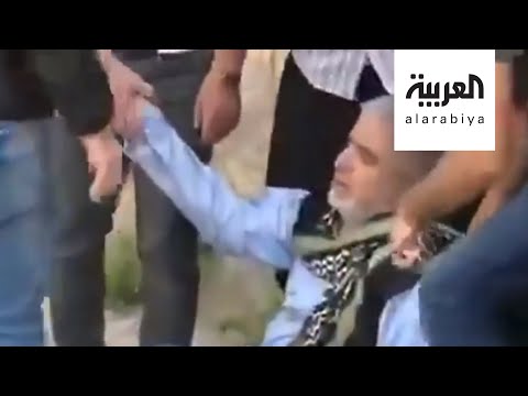 انهيار أب سوري بعد مقتل برصاصة تركية لخروجه بعد وقت الحظر