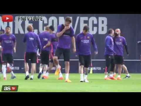 بالفيديو ميسى وبيكيه فى تدريبات برشلونة