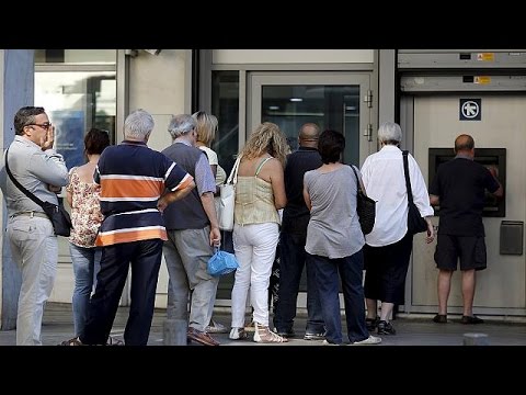 اليونانيون يقعون في حيرة كبيرة بسبب الأزمة الشديدة