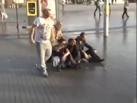 الشرطة التركية تصيب متظاهرًا بالشلل