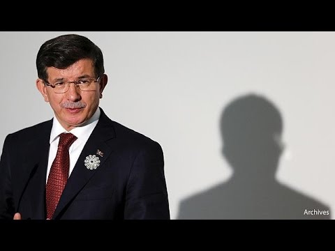 أوغلو يعيد التفويض بتشكيل حكومة لأردوغان