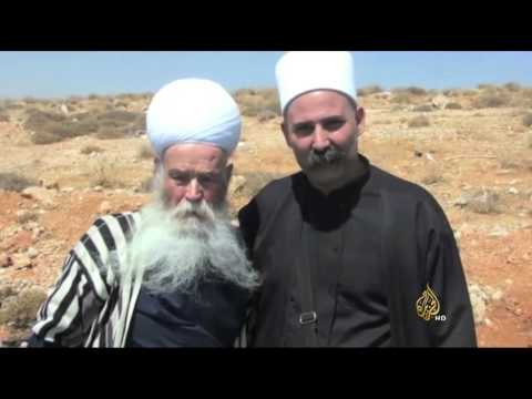 شاهد رأفت البلعوس زعيم جديد لمشيخة الكرامة الدرزية في السويداء