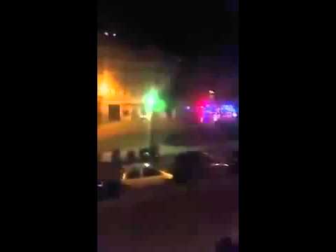 لحظة  إطلاق النار في شوارع باريس من قبل المتطرفين