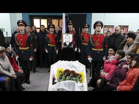 فيديو روسيا تشيِّع الجندي القتيل آلكسندر بُوزِينِيتْشْ