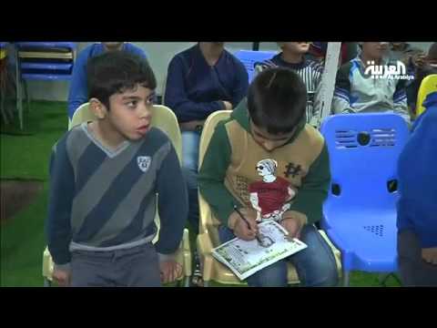 شاهد شاب عراقي يؤوي 22 يتيمًا