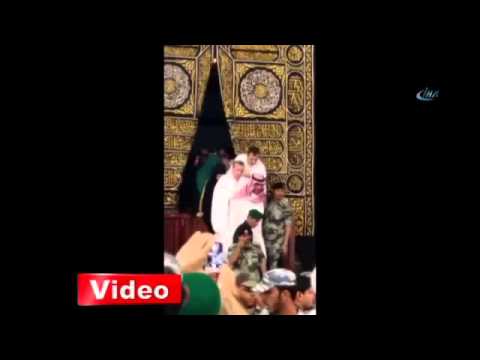 شاهد فتح باب الكعبة أثناء تأدية أردوغان العمرة