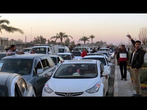 شاهدالألغام تزيد من صعوبة إجلاء العائلات المحاصرة في الرمادي