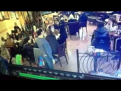 شاهد سرقة حقيبة فتاة في مول صن سيتي