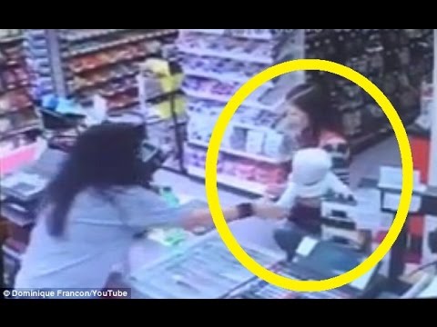 عاملة سوبر ماركت تنقذ طفلة بفعل غريزة الأمومة