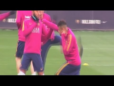 شاهد مباراة ملاكمة بين نيمار ومواطنه رافيينا