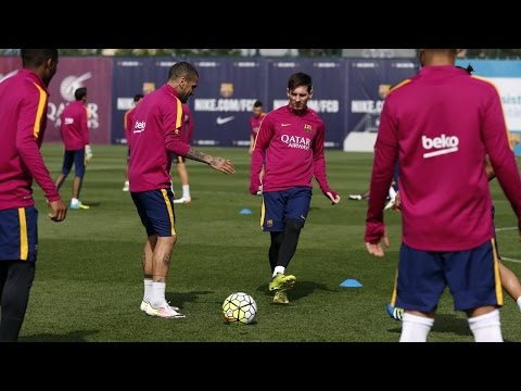 شاهد فرحة الفوز تسيطر على تدريبات برشلونة