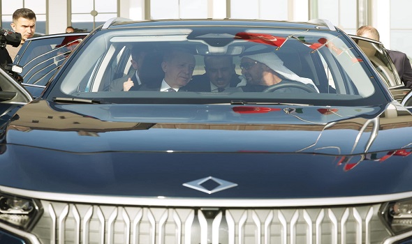 أردوغان ومحمد بن زايد يؤكدان على تطوّر العلاقات القوية بين البلدين والعمل لخدمة شراكتهما ومصالحهما أردوغان ومحمد بن زايد يؤكدان على تطوّر العلاقات القوية بين البلدين والعمل لخدمة شراكتهما ومصالحهما