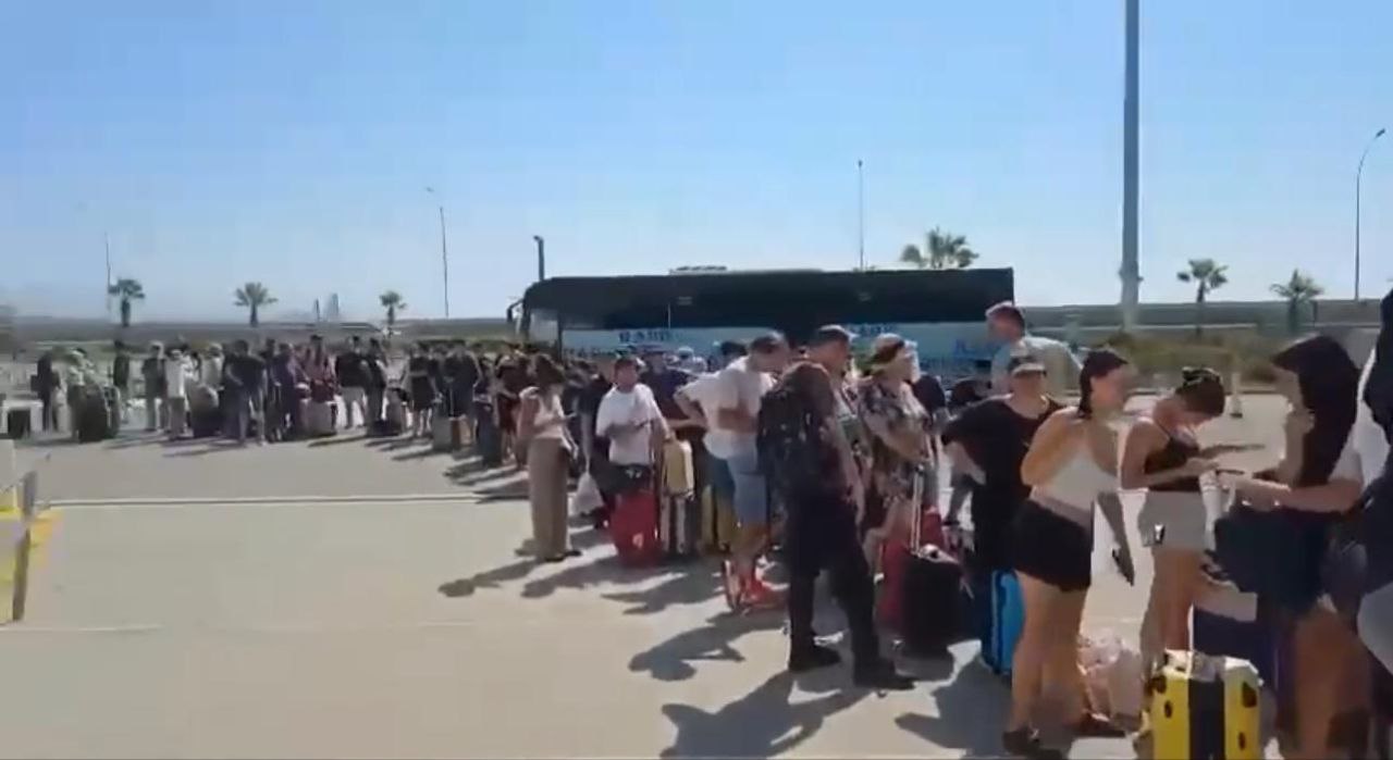 لبنان اليوم - تل أبيب تشتعل وسكانها يهربون تحت القصف