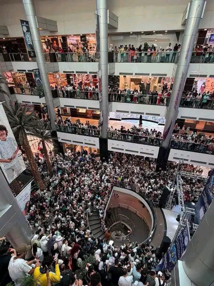 وسط استقبال جماهيري حاشد وأجواء غير مسبوقة المايسترو يُطلق مشروبه الجديد في دمشق