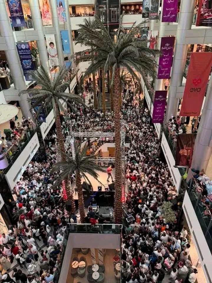 وسط استقبال جماهيري حاشد وأجواء غير مسبوقة المايسترو يُطلق مشروبه الجديد في دمشق