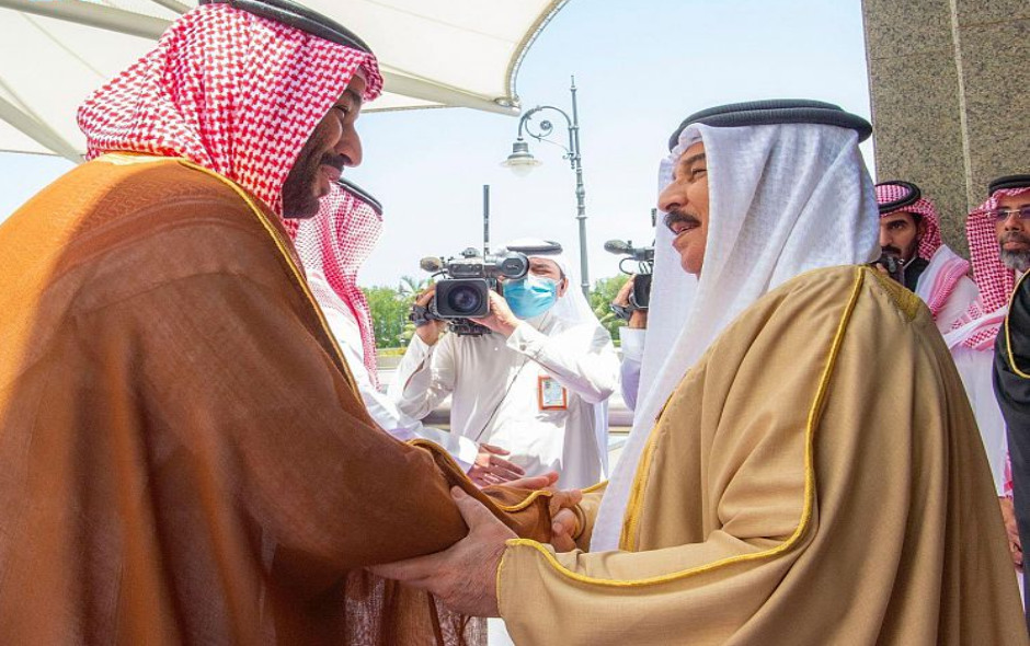 ولي العهد السعودي الأمير محمد بن سلمان يستقبل قادة ورؤساء وفود الدول المشاركة في "قمة جدة للأمن والتنمية"
